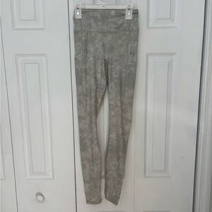 Fabletics Motion365+ Light Gray Leggings